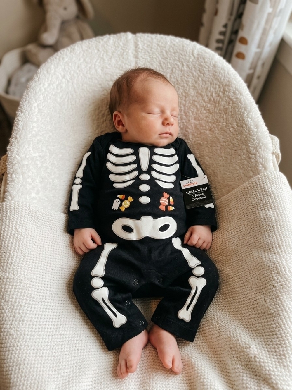 Way To Celebrate Baby Black Skeleton Glow n Dark One-Piece Bodysuit 0/3M C4